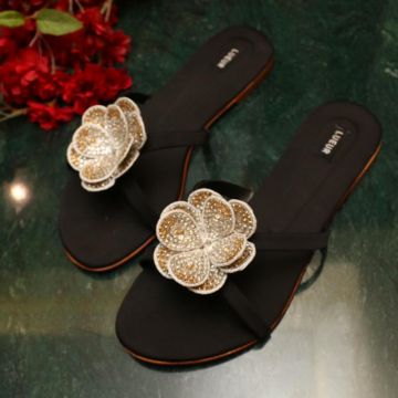 Slip On Beige Ladies 98522 CRM Flat Sandals, Size: 36 at Rs 275/pair in New  Delhi