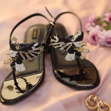 DTBPRQ Women's Sandalias Para Mujer Summer Rhinestone T-strap Thong Slip On Flat  Sandals With Elastic Brand Roman Gladiator Fashion Flip Flop Shoes -  Walmart.com