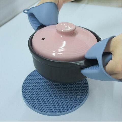 مشبك يدوي سيليكون مضاد للحروق للفرن، حامل أواني، مجموعة مفارش for sale at factory direct price