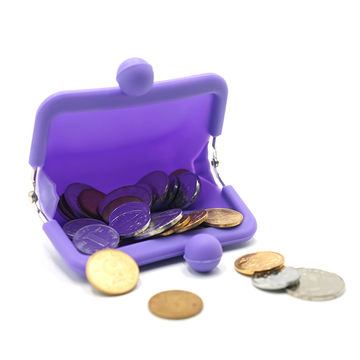 https://p.globalsources.com/IMAGES/PDT/B1184443683/squeeze-coin-purse.jpg