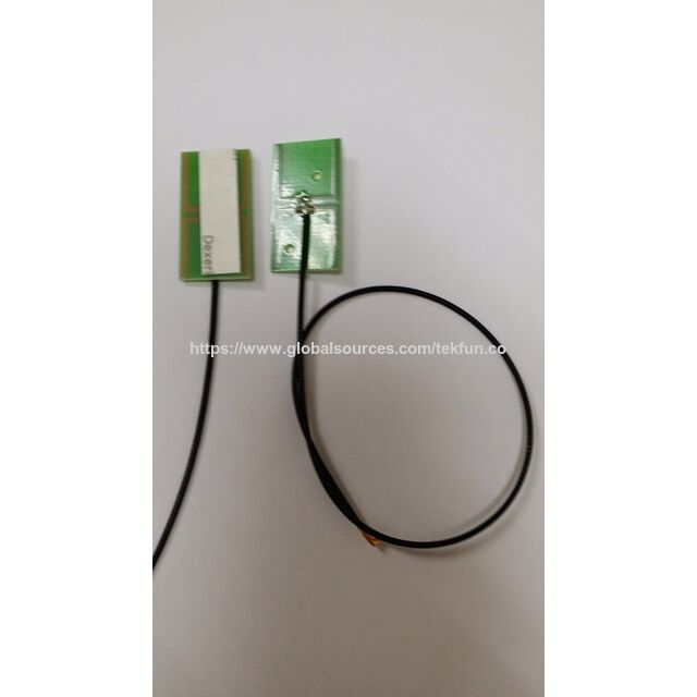 Antena PCB DSRC de 5.9 GHz. Antena PCB interna integrada de banda única de 5850 MHz a 5925 MHz, 25.8x13.2 mm