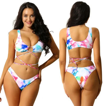 Sizzle in the Sun: 2023-2024 Bikini Trends to Look Out For