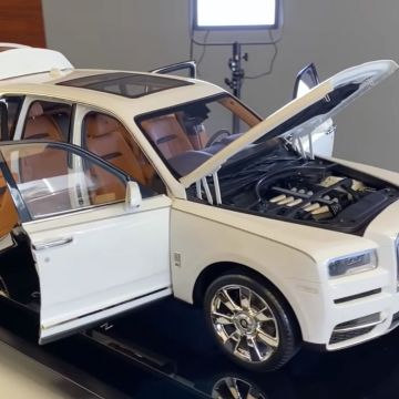 Rolls royce cullinan toy 2024 car