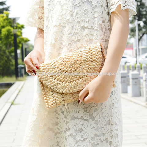 Compre Bolso De Mano Tejido A Mano Con Hojas De Maíz De Tendencia