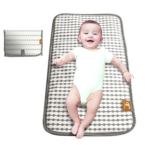 Matelas à langer pliable pour bébé, coussinets jetables pour le change for sale at factory direct price
