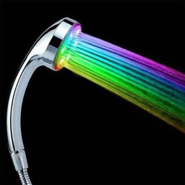 LED Shower Head 7Colours multicoloured Colour Changing Rainbow Multi ColourC 