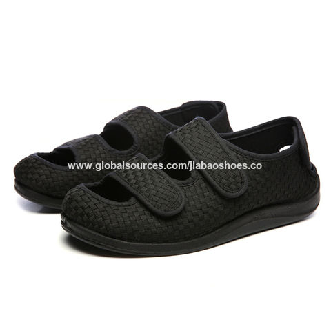 slip resistant diabetic shoes