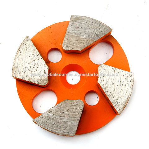 Los tampones para pulir 4 del metal del diamante obstruyen el hormigón de los segmentos que muele las herramientas abrasivas del disco