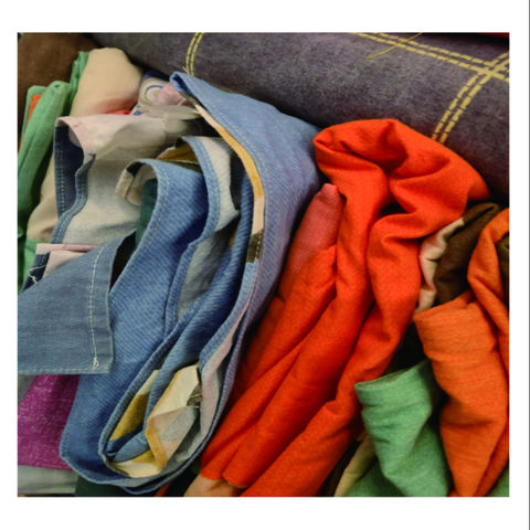 Compre La Ropa De La Segunda Mano Mezcló La Sábana Usada Las Balas