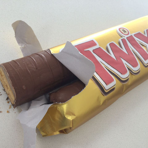 TWIX Singles tamaño de chocolate blanco barra de galletas de caramelo a la venta