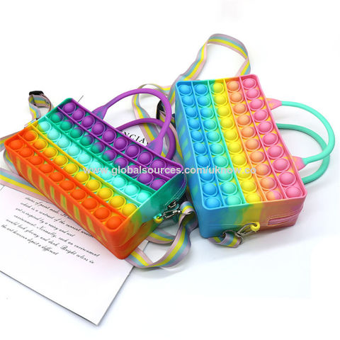 Bunte Regenbogenfarben Schüler Silikon Nager Pioneer Doppelseitige Blase Dekompression Schreibwaren Tasche for sale at factory direct price