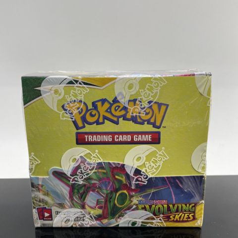 Pokemon Sword & Shield Evolving Skies Booster Box with (36) Packs