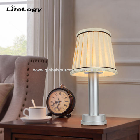 Achetez en gros Prix Usine Lampe De Bureau Moderne Tiffany