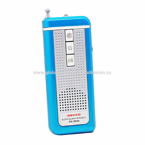 Compre Portable Radio Pequeño Fm Auto Scan Mini Radio Oem Logo Pocket  Regalos Radio Dk-8806 y Radio Portátil Pequeña de China por 1.79 USD