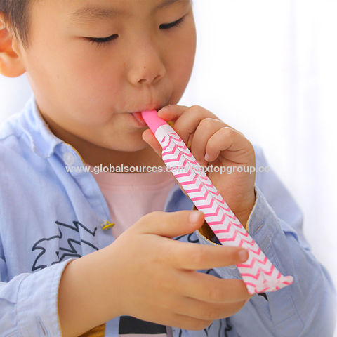 Achetez en gros Sifflet De Fête D'anniversaire Pour Enfants Chine et Sifflet  De Fête à 3.81 USD