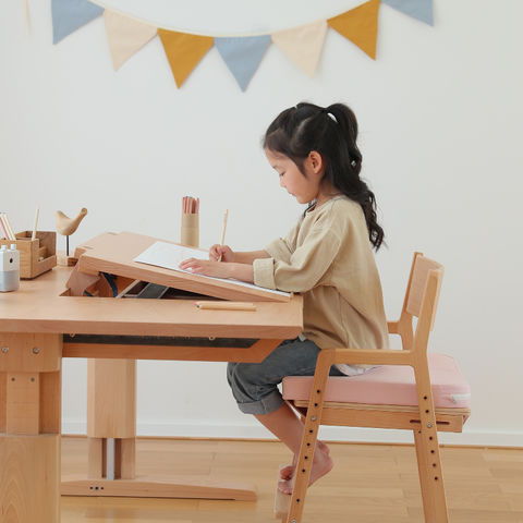 Achetez en gros Table D'étude, Bureau Simple Pour Enfants Chine et Table  D'étude à 217 USD