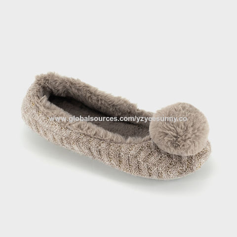 Buy Wholesale China Women's House Slippers Fuzzy Bedroom Slippers ...