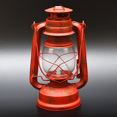 https://p.globalsources.com/IMAGES/PDT/B1190063496/Vintage-lanterns.jpg