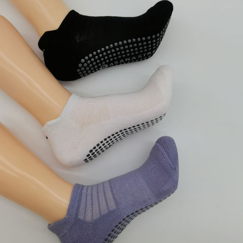 https://p.globalsources.com/IMAGES/PDT/B1190077930/anti-slip-socks-yoga-socks.jpg