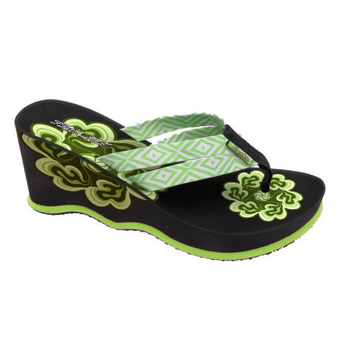 lightweight flip flops womens