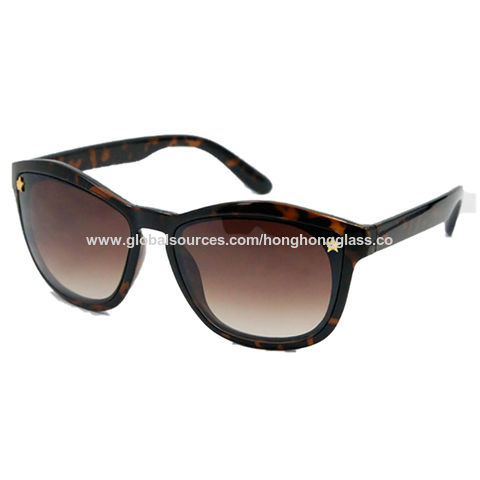 Compre Mais Recente Moda óculos De Sol De Plástico Para Senhoras, Grande  Design Quadrado, 100% Uv 400 Lentes Proteção, Oem Bem-vindo, Cor Opcional e  óculos De Sol de China por grosso por