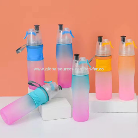 700ml Portable Spray Water Bottle Large Capacity Outdoor Sports