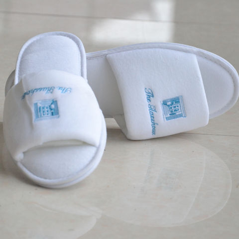 Beauty SPA Massage Salon Hospital Use Non Woven Disposable Slipper - China  Hotel Slipper and Disposable Slippers price | Made-in-China.com