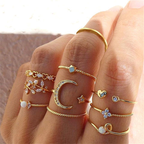 Kreativer Ring mit Stern, Mond, Diamanten, Liebesperlen und Blättern