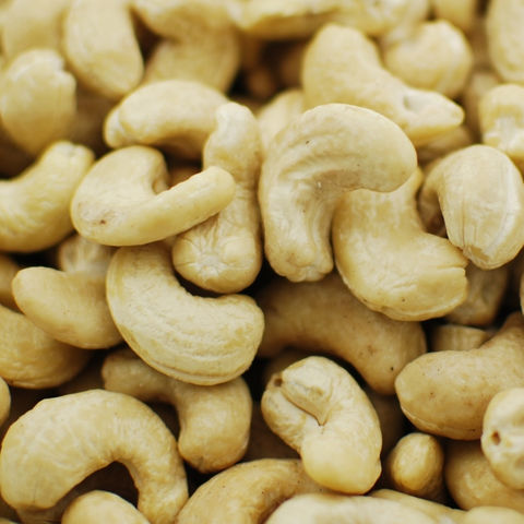 Raw-Cashew-Nuts-W320.jpg