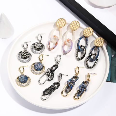 20 Wholesale Fashion Jewelry Distributors in ChinaUSAUK in 2023  SOQ