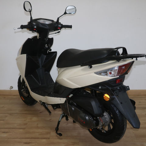 Buy Wholesale China 2022 New Adult Arrive | & Sources at Gas USD 50cc 125cc Sport Motorcycle/gasoline Scooter Moped 125cc Global Motorcycle/scooter 590 India Motorcycle
