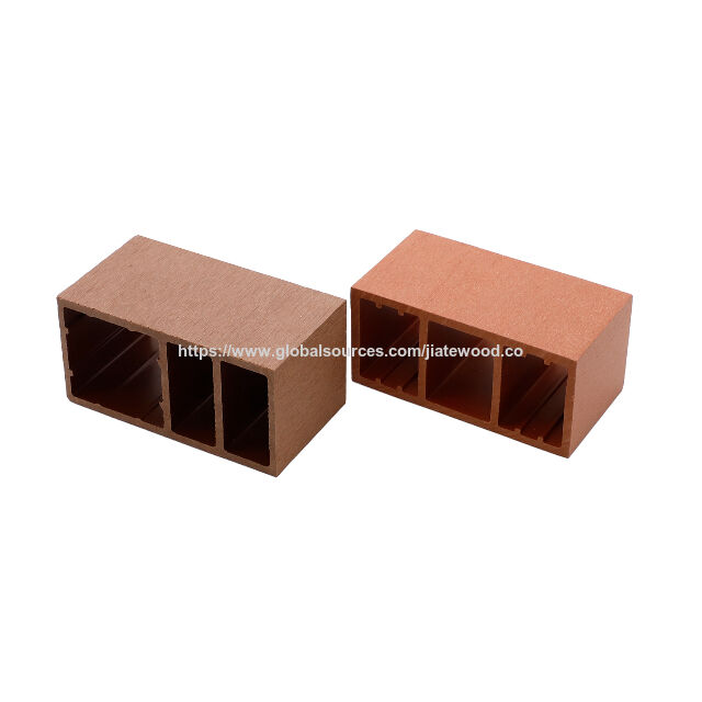 Panneau de clôture d'intimité extérieure en WPC écologique et imperméable / Clôture de jardin en bois / Poteau en bois plastique for sale at factory direct price