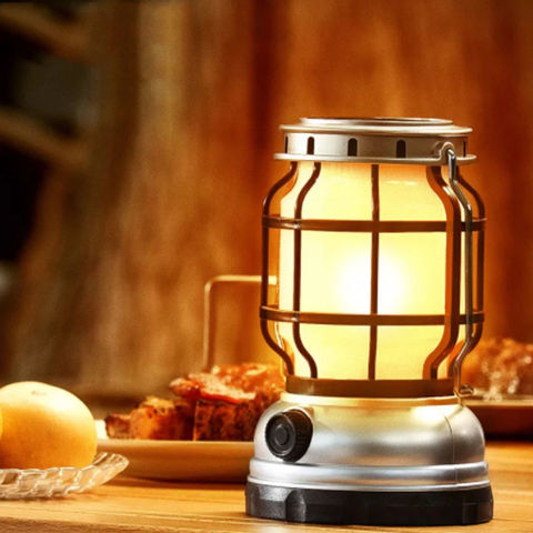 Kaufen Sie China Großhandels-Multifunktions-led-lampen-flamm Lampe Für  Klassische Camping-laterne Mit Sonnen Energie und Camping Licht  Großhandelsanbietern zu einem Preis von 9.6 USD