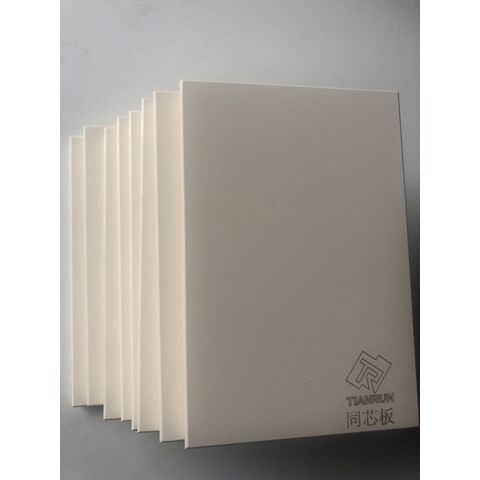 Laminados compactos utilizados para taquillas