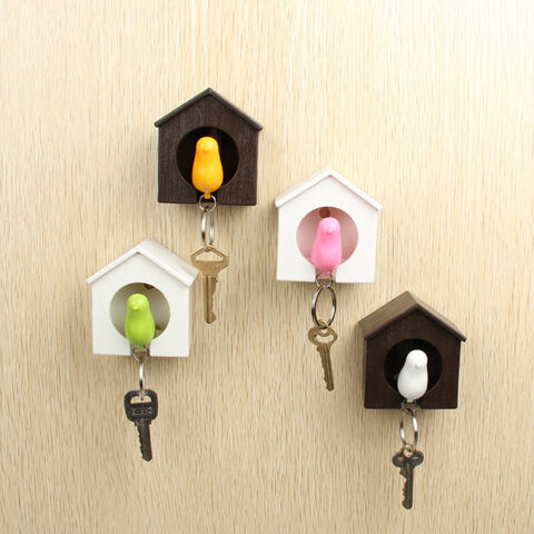 Llavero con Nido para Pájaros Gorrión y Silbato - Ideal para Regalo al por Mayor for sale at factory direct price