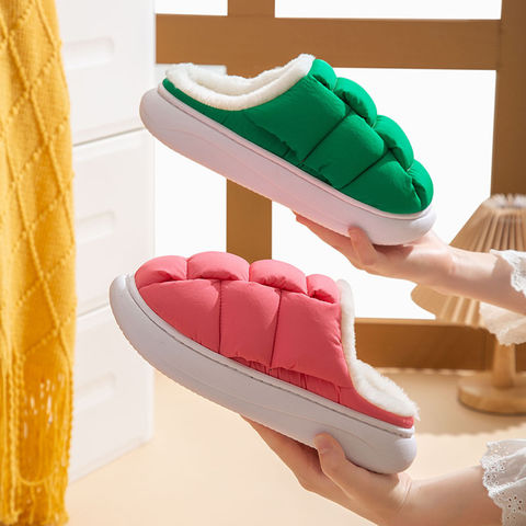 Buy Wholesale China Lightweight Plush Warm Winter Casual House Shoes  Wholesale Anti-slip Home Slide Slippers For Women Bedroom Shoes & Woman  Plush Indoor Slippers at USD 6 | Global Sources