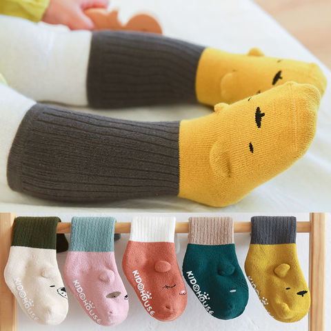 Calcetines antideslizantes para el suelo del bebé con los apretones  antideslizantes para recién nacidos, calcetines antideslizantes unisex para  niños