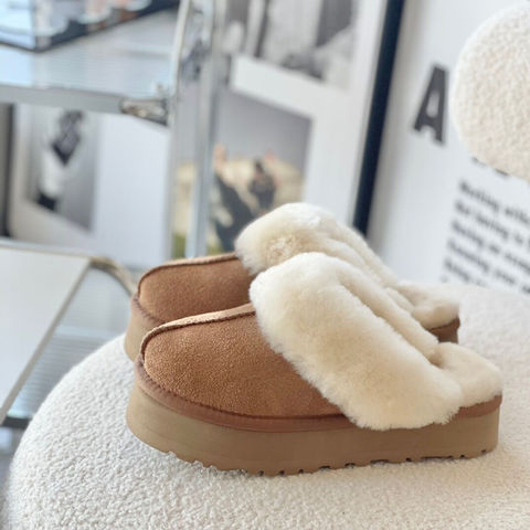 Wholesale Winter Indoor Outdoor Slippers Softy Warm Slippers Waterproof Slipper Warm Sheepskin at USD 15.5 | Global Sources