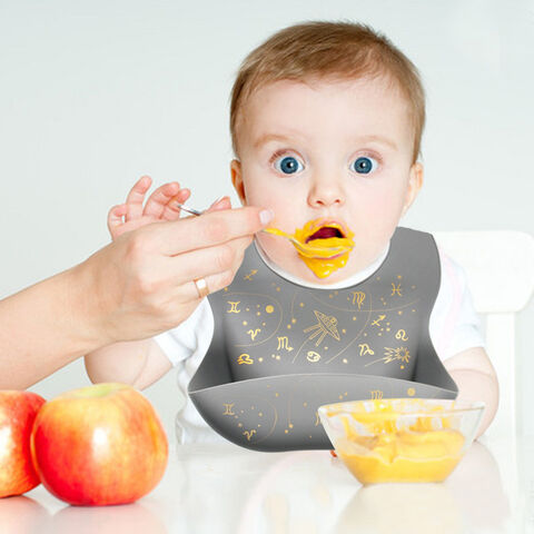 Ensemble d'alimentation pour bébé: triple assiette, bavoir imprimé