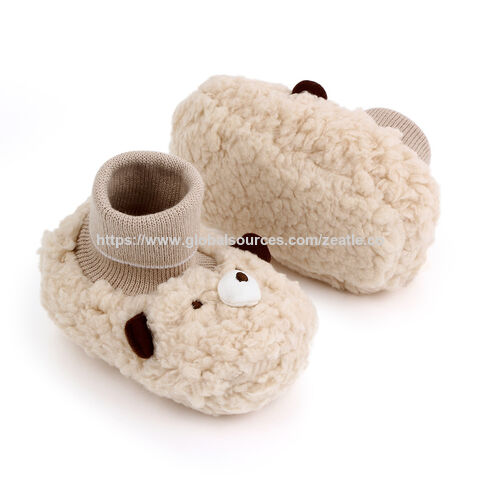 Precio de fábrica Zapatillas de felpa ultra suaves y novedosas para bebés y niños pequeños for sale at factory direct price
