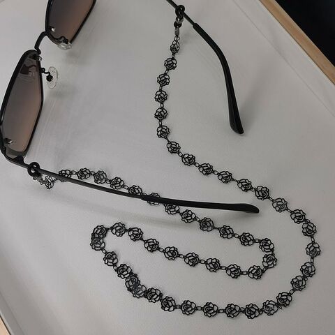 Feroce Vente en gros Chaîne de lunettes de fleurs Sangles Corde de lunettes en métal for sale at factory direct price