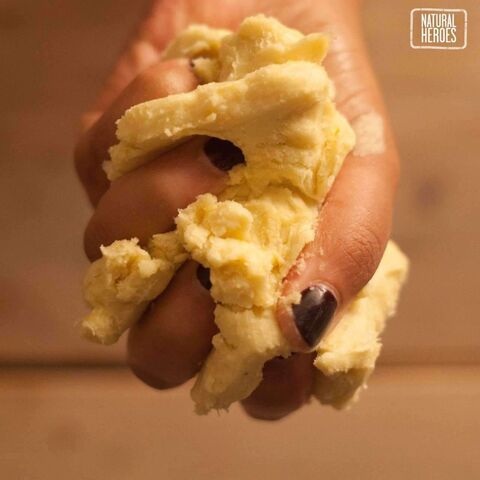 Rohe, unraffinierte Bio-Sheabutter zum besten Preis kaufen, Reine, unraffinierte Bio-Sheabutter kaufen for sale at factory direct price