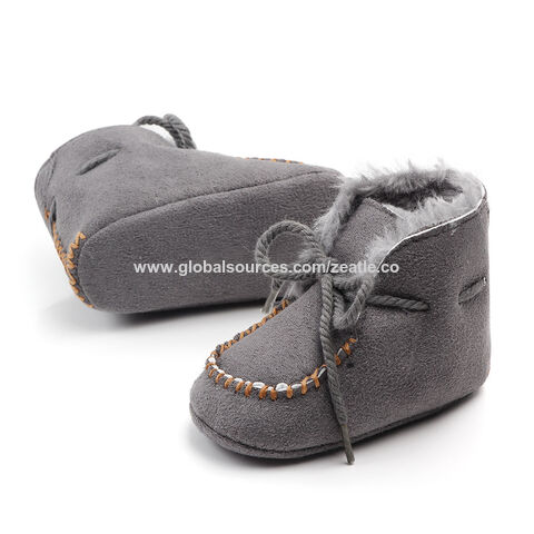 Kinderstiefel aus Wildleder und Schaffell im Großhandel for sale at factory direct price