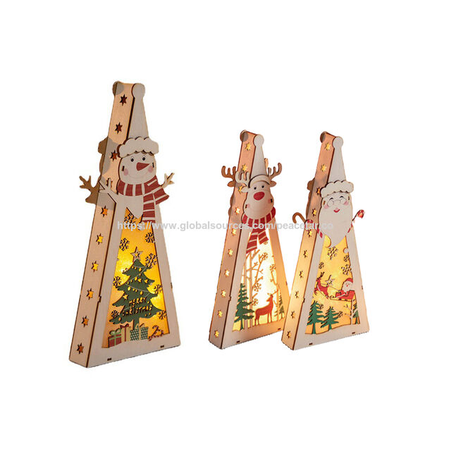 Enfeite de Natal de Madeira com LED e Película Protetora de Plástico. 3 Designs. Funciona com 3 pilhas AG10. for sale at factory direct price