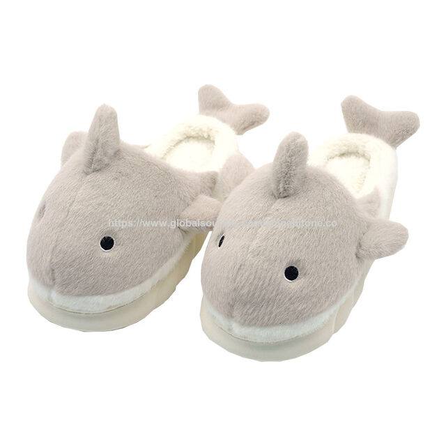 Precio de fábrica del fabricante zapatillas de felpa de dibujos animados para mujer