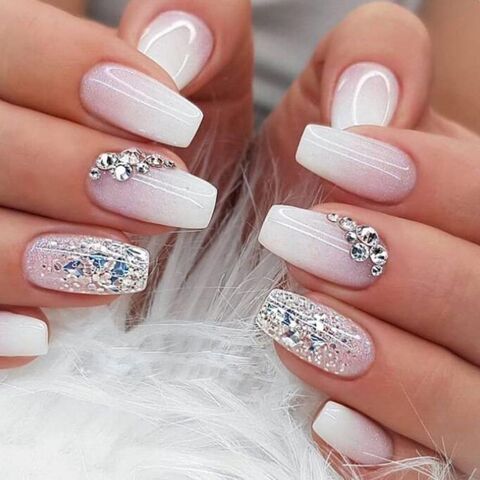 Buy Makemynails Ever Look Nails:- Set of 24 Reusable Nail Kit Gel Finished Press  On Nails Wedding Designer French Nails Long Lasting Nails Luxury Gel Nails  (Ever Look Nails) Online at Low