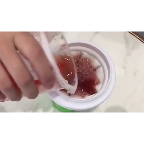 Silicone factory dropshipping frozen squeeze magic making ice silicone smoothie cups slushie slushy maker cupPopular for sale at factory direct price