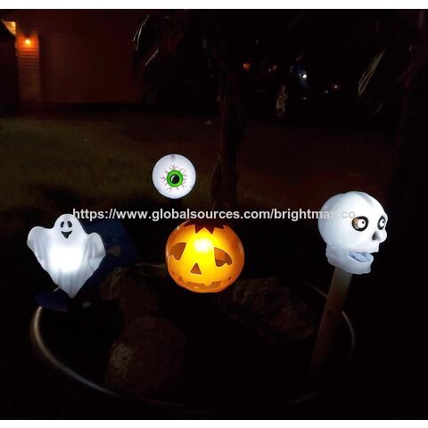 Solarbetriebene Halloween-Dekorationsleuchten Totenkopf Krähe für Außengarten LED Halloween Kürbis Feldleuchten
