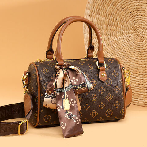 Designer Bag Women Wholesale Bag with Stitching Small Hand Bag - China  Shoulder Bag and Handbag price | Made-in-China.com