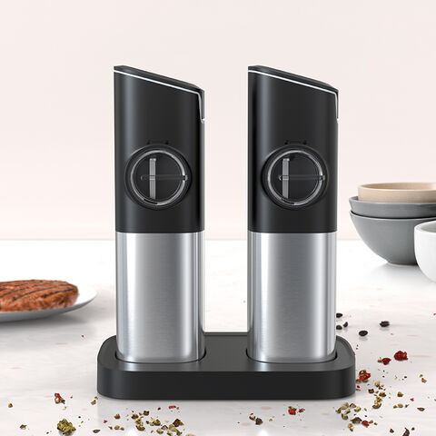  Electric Salt and Pepper Grinder Set - Automatic, Refillable, Battery  Operated Stainless Steel Spice Mills with Light - One Handed Push Button  Peppercorn Grinders and Sea Salt Mills: Home & Kitchen